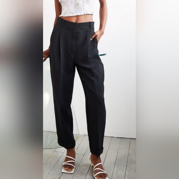 Aritzia Wilfred SZ 4 Black Dashwood Pants Cuffed Hem Pleated Front Ankle Pants - Picture 15 of 15